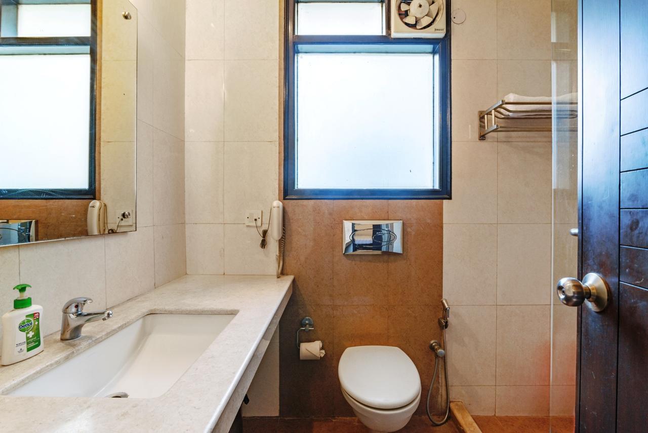 Royal Residence Mg Road Гургаон Экстерьер фото